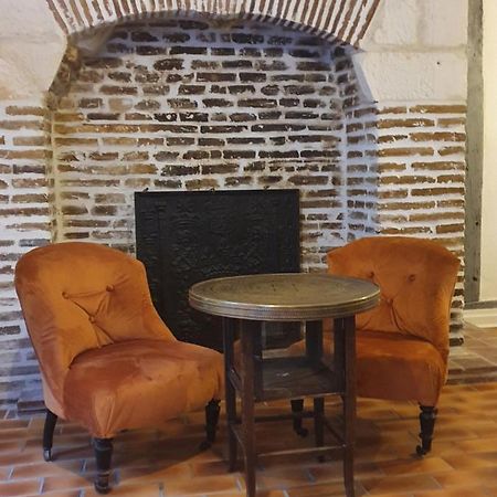 Le Logis Du Clocher Troyes Exterior foto